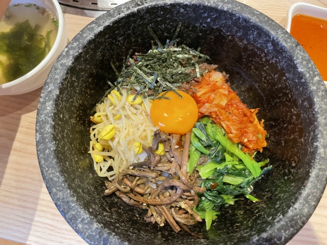 【首爾美食】9. 石鍋拌飯(비빔밥)