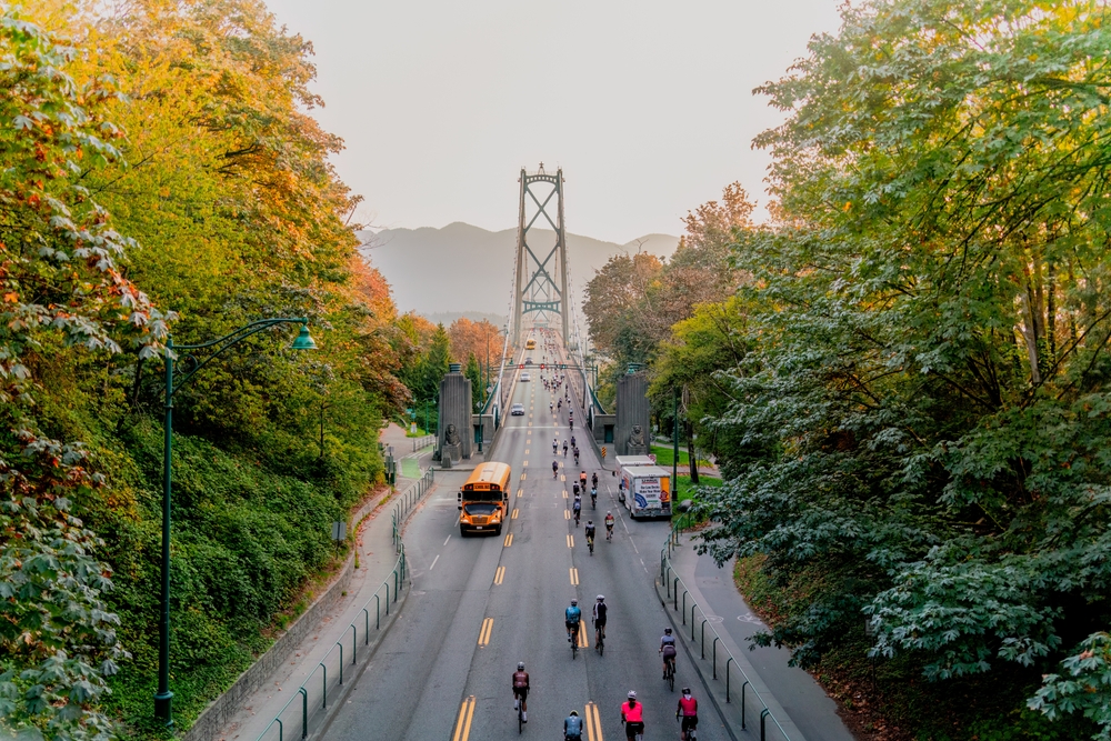 Autumn Travel Destination: Vancouver, Canada—A Golden Fairy Tale Amidst Maple Leaves